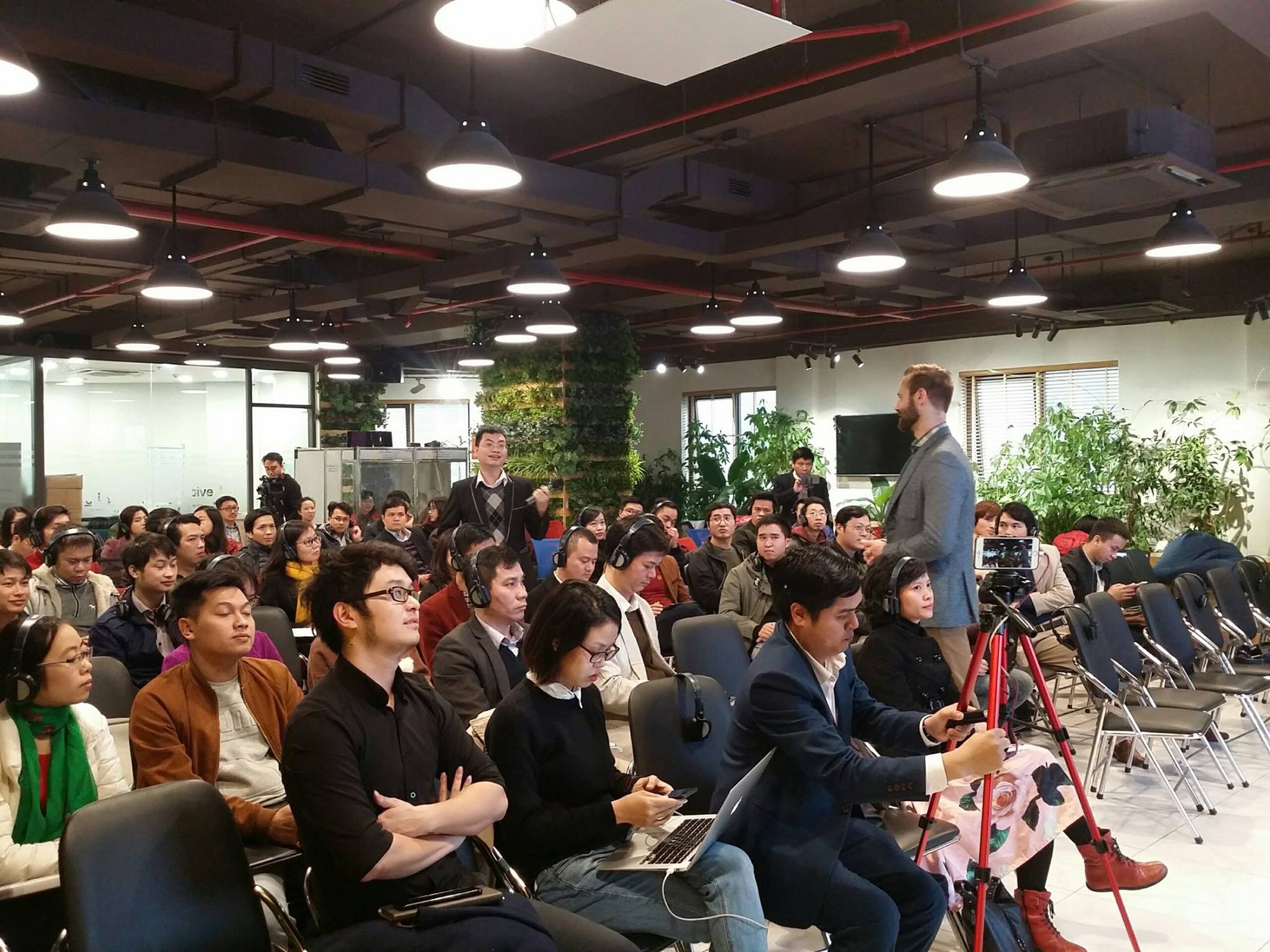 Nhà đầu tư từ Silicon Valley: Đầu tư mà đòi 95% cổ phần thì chẳng khác gì hành động của Mafia! - Ảnh 2. Nhà đầu tư từ Silicon Valley: Đầu tư mà đòi 95% cổ phần thì chẳng khác gì hành động của Mafia! - Ảnh 2.