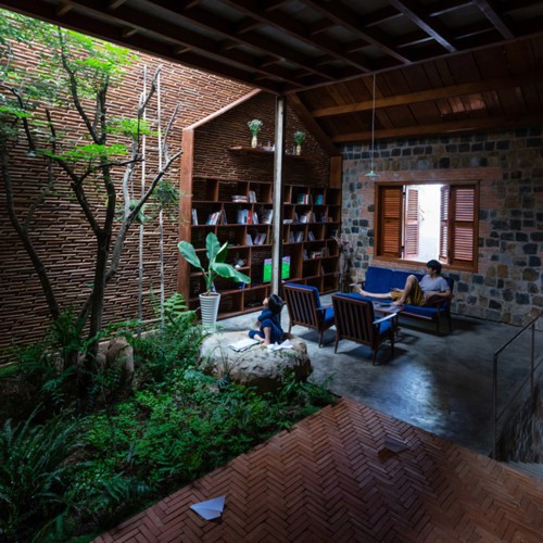 Ngôi nhà ở Lâm Đồng gây sốt với thiết kế đẹp như “hang động trên mặt đất”  - Ảnh 5.
