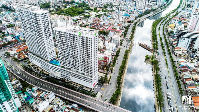  Toàn cảnh con đường đắt đỏ bậc nhất trung tâm Sài Gòn nhìn từ trên cao - Ảnh 9.