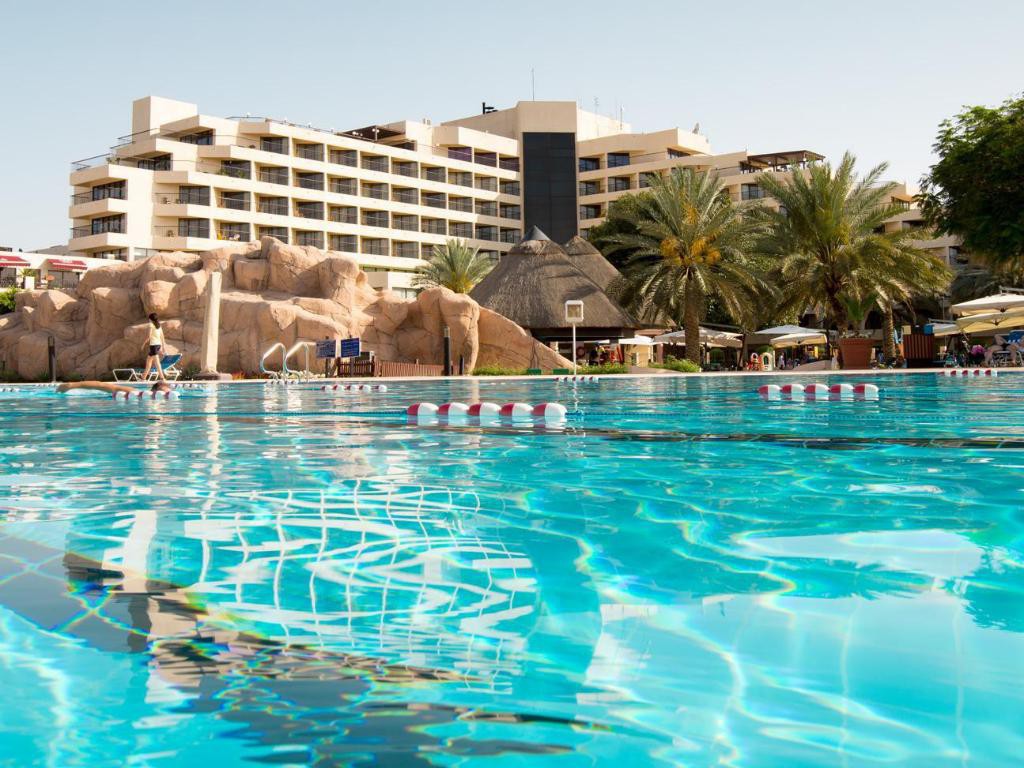 asian cup 2019, - Trước trận quyết đấu Yemen, tuyển Việt Nam chuyển tới ở resort sang chảnh bậc nhất UAE - photo asian cup 2019, - photo 2 1547433006348307208503 - Trước trận quyết đấu Yemen, tuyển Việt Nam chuyển tới ở resort sang chảnh bậc nhất UAE