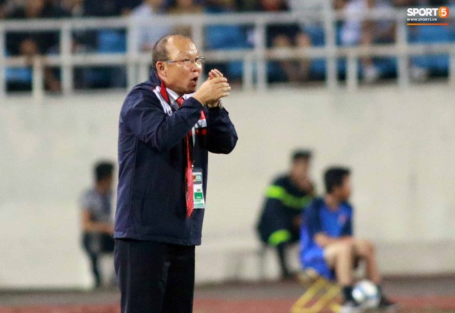 park hang-seo, - HLV Park Hang-seo bước sang tuổi 60: Từ sinh viên nghiên cứu thảo mộc đến huyền thoại bóng đá Việt Nam - photo park hang-seo, - photo 11 15465839568821554062578 - HLV Park Hang-seo bước sang tuổi 60: Từ sinh viên nghiên cứu thảo mộc đến huyền thoại bóng đá Việt Nam