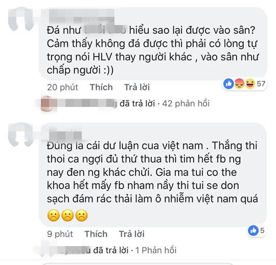  Facebook cá nhân Hà Đức Chinh, Văn Lâm bị NHM “tấn công”, chửi bới sau trận khai màn Asian Cup - Ảnh 2.