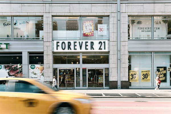Forever 21: “Giấc mơ Mỹ” của đôi vợ chồng người Hàn từ bàn tay trắng tạo dựng đế chế thời trang nổi tiếng, trở thành tỷ phú đáng ngưỡng mộ - Ảnh 5.