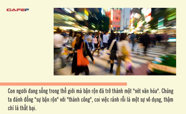  Làm việc 9 tiếng/ngày thì không có hạnh phúc: Biến thành thiêu thân nơi công sở để rồi thân tàn ma dại trước khi chạm được tay vào thành công, có đáng không?  - Ảnh 1.