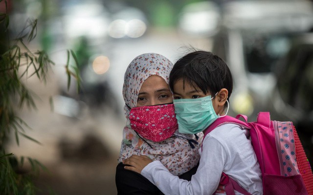 Indonesia: Chịu hậu quả nặng nề về sức khoẻ do ô nhiễm không khí và bụi mịn, người dân quyết nộp đơn kiện chính phủ - Ảnh 3.