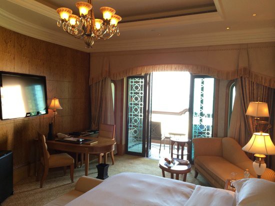 Bên trong khách sạn dát vàng 3 tỷ USD ở Abu Dhabi - Ảnh 10.