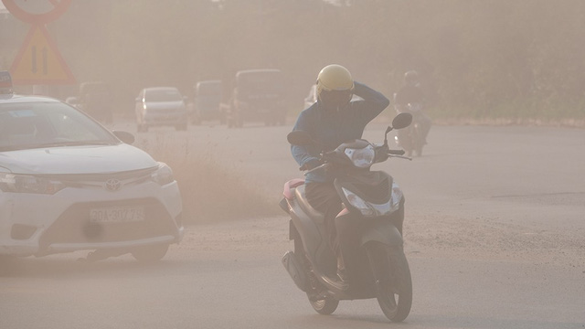 Ô nhiễm không khí ở Hà Nội bất ngờ vọt lên ngưỡng NGUY HẠI, lan rộng nhiều tỉnh thành: Chuyên gia khuyến cáo! - Ảnh 6.