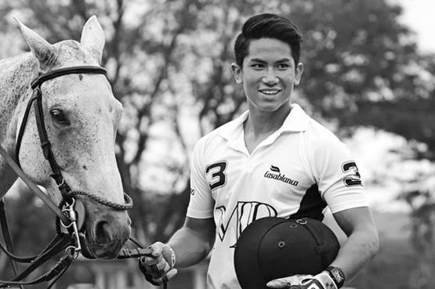 Cuộc sống đáng ghen tị của hai hoàng tử Brunei tại SEA Games 30: Đã đẹp trai lại giàu có, nhà toàn siêu xe và du thuyền nhưng vẫn đá bóng vì đam mê! - Ảnh 3. Cuộc sống đáng ghen tị của hai hoàng tử Brunei tại SEA Games 30: Đã đẹp trai lại giàu có, nhà toàn siêu xe và du thuyền nhưng vẫn đá bóng vì đam mê! - Ảnh 3.