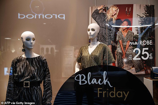 Pháp muốn cấm Black Friday vì mua sắm quá đà, ô nhiễm, tắc đường - Ảnh 7.