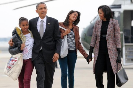 Cách nuôi dậy hai cô con gái đáng ngưỡng mộ của bà Michelle Obama - Ảnh 1. Cách nuôi dậy hai cô con gái đáng ngưỡng mộ của bà Michelle Obama - Ảnh 1.