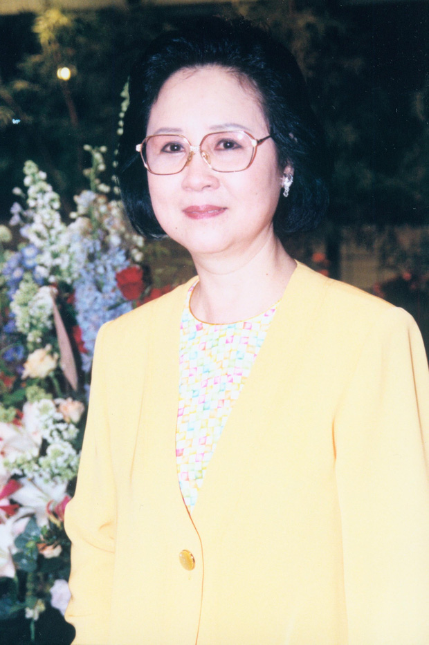 Chuyện đời trắc trở của nữ sĩ Quỳnh Dao: 3 đời chồng, chấp nhận làm tiểu tam giật chồng, tự tử vì bị cấm cưới vẫn không có hạnh phúc - Ảnh 4.