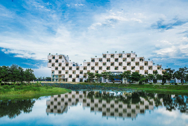 Top trường Đại học sang chảnh, kiến trúc đẳng cấp, học phí trăm triệu đến vài tỷ dành cho hội nhà giàu ở Việt Nam - Ảnh 24.