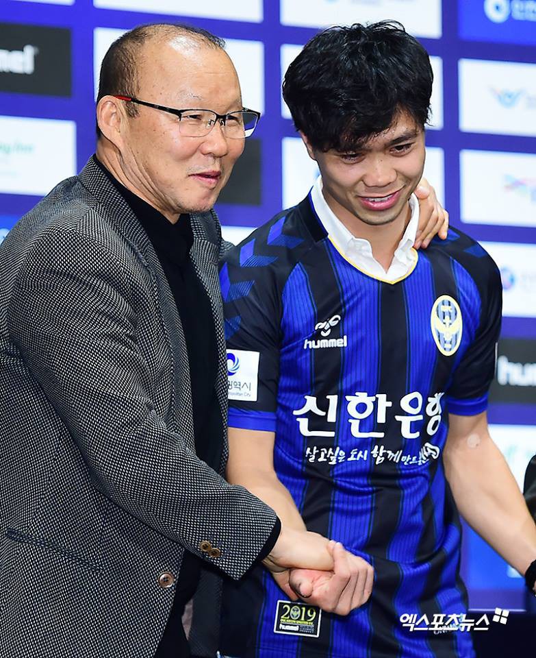 công phượng - Công Phượng đầy nam tính và lịch lãm trong ngày ra mắt Incheon United - photo công phượng - photo 10 15501277154721477024695 - Công Phượng đầy nam tính và lịch lãm trong ngày ra mắt Incheon United