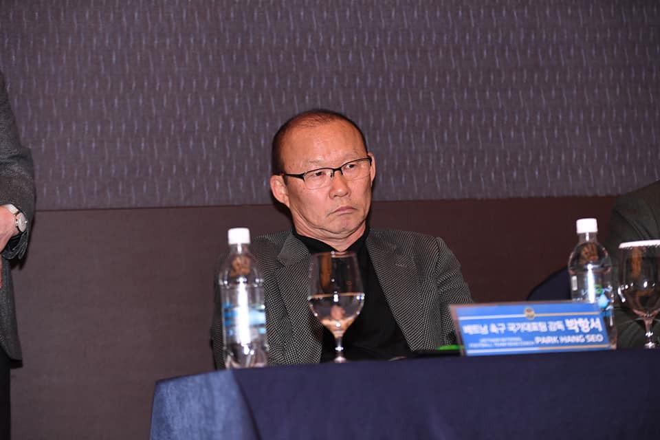 công phượng - Công Phượng đầy nam tính và lịch lãm trong ngày ra mắt Incheon United - photo công phượng - photo 3 15501277154571340134412 - Công Phượng đầy nam tính và lịch lãm trong ngày ra mắt Incheon United