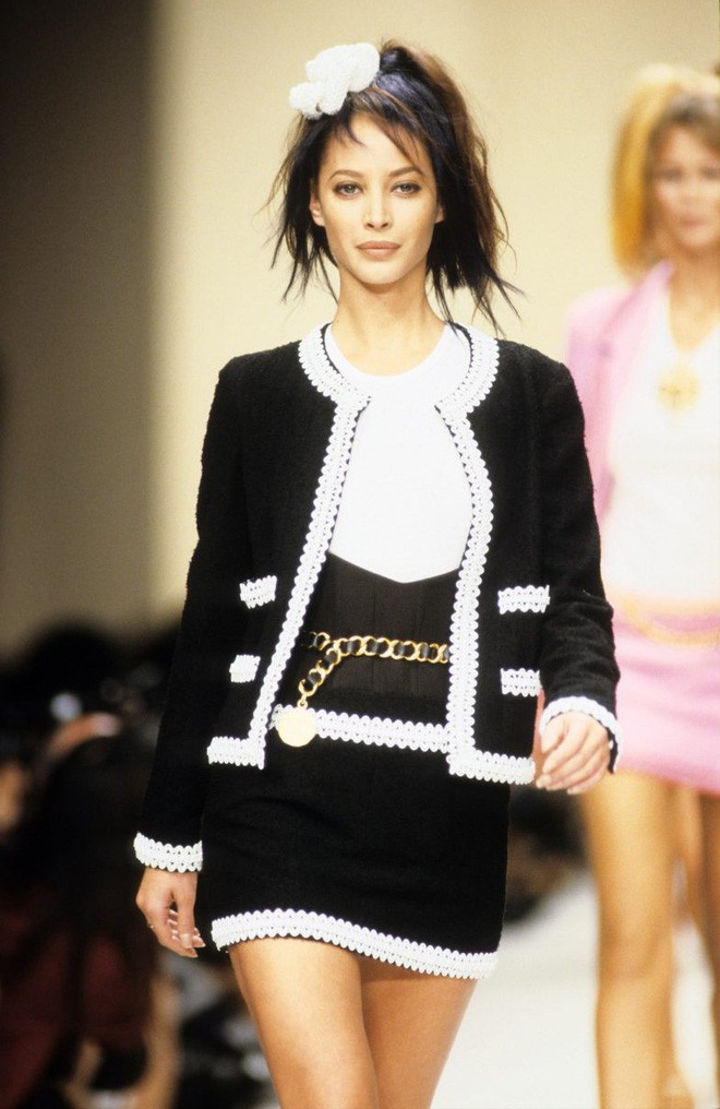 karl lagerfeld - Nếu không có Karl Lagerfeld, Chanel đã không trở thành một đế chế bất bại như ngày hôm nay - photo karl lagerfeld - photo 3 1550626003712290260880 - Nếu không có Karl Lagerfeld, Chanel đã không trở thành một đế chế bất bại như ngày hôm nay