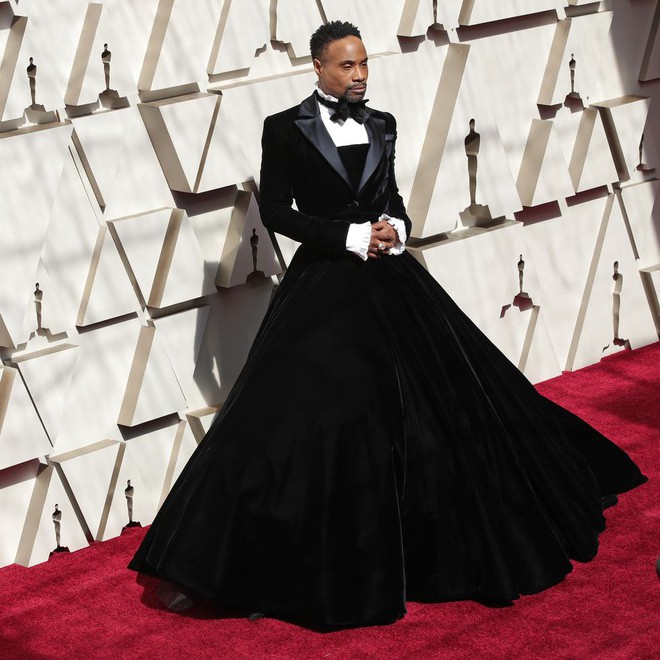oscar 2019 - Nhân vật ăn vận “chặt chém” nhất thảm đỏ Oscar 2019 không phải người đẹp mà chính là nam nhân này - photo oscar 2019 - photo 3 15510638249311927286744 - Nhân vật ăn vận “chặt chém” nhất thảm đỏ Oscar 2019 không phải người đẹp mà chính là nam nhân này