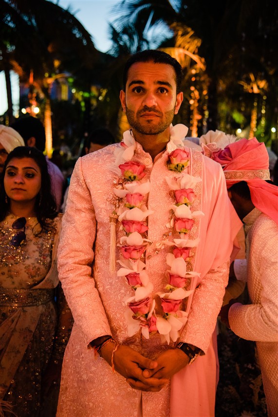[Ảnh] Cặp đôi tỷ phú Ấn Độ cắt bánh trong lễ cưới chính thức, khép lại chuỗi 11 buổi tiệc lớn nhỏ trong 1 tuần tại Phú Quốc - Ảnh 4.