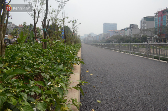  Hà Nội: Cận cảnh tuyến đường dài 4km cạnh sông Tô Lịch chỉ dành cho người đi bộ và xe đạp  - Ảnh 7.
