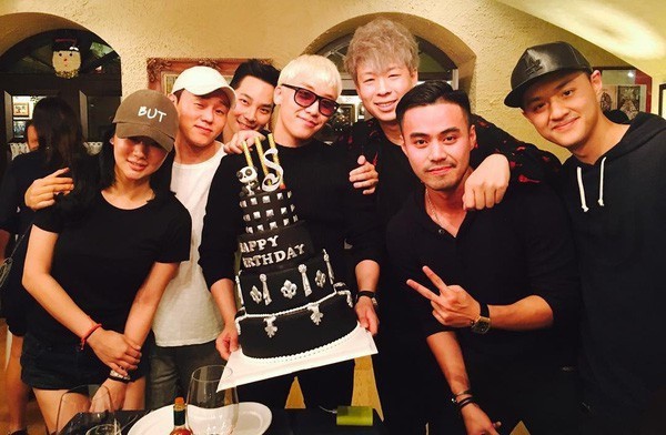 Giữa tâm bão bê bối của Seungri, bạn thân Denis Đỗ - thiếu gia tập đoàn Tân Hoàng Minh, đang ở đâu? - Ảnh 2. Giữa tâm bão bê bối của Seungri, bạn thân Denis Đỗ - thiếu gia tập đoàn Tân Hoàng Minh, đang ở đâu? - Ảnh 2.
