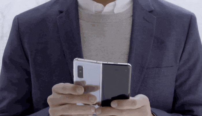 Liệu smartphone màn hình gập có thể kéo doanh thu của Samsung tăng trưởng trở lại sau chuỗi ngày suy giảm? - Ảnh 3.