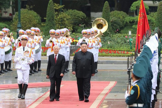  Toàn cảnh chuyến thăm chính thức Việt Nam của Chủ tịch Kim Jong Un qua ảnh  - Ảnh 3.