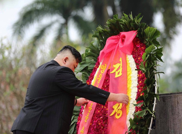  Toàn cảnh chuyến thăm chính thức Việt Nam của Chủ tịch Kim Jong Un qua ảnh  - Ảnh 6.