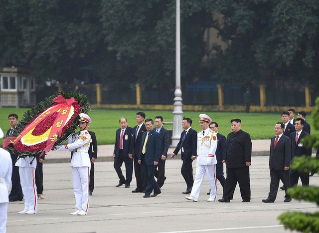  Toàn cảnh chuyến thăm chính thức Việt Nam của Chủ tịch Kim Jong Un qua ảnh  - Ảnh 7.