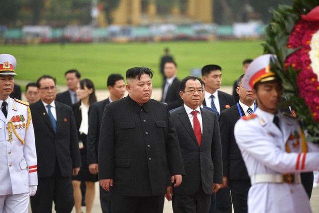  Toàn cảnh chuyến thăm chính thức Việt Nam của Chủ tịch Kim Jong Un qua ảnh  - Ảnh 8.