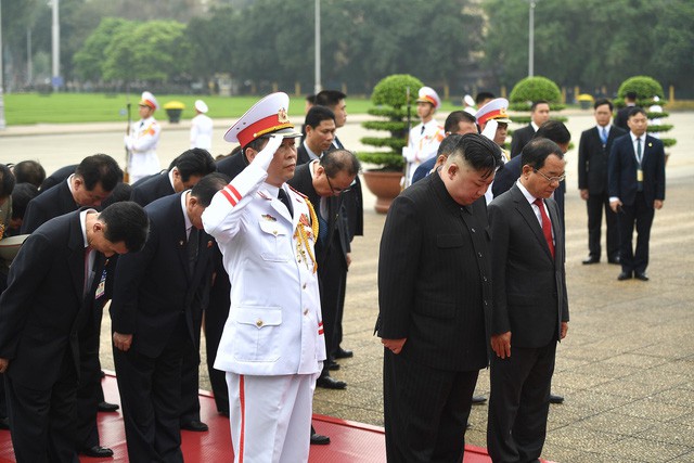  Toàn cảnh chuyến thăm chính thức Việt Nam của Chủ tịch Kim Jong Un qua ảnh  - Ảnh 9.