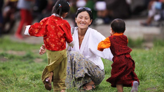  Mệt nhoài vì áp lực, tôi quyết định bỏ việc, đạp xe đến Bhutan tìm lối thoát rồi nhận cái kết không thể ngờ: Hóa ra chẳng phải đích đến, hạnh phúc nằm ở chính cuộc hành trình!  - Ảnh 1.