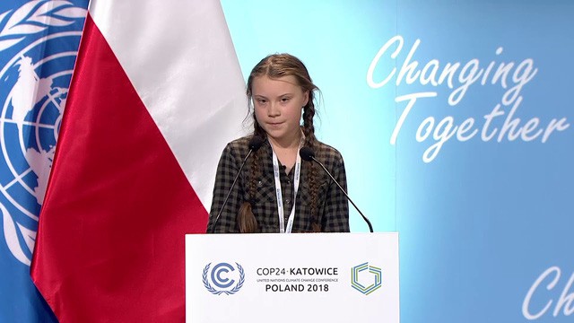  Cô bé Thuỵ Điển 16 tuổi kêu gọi bảo vệ môi trường, chỉ trích các nguyên thủ quốc gia với từ ngữ đanh thép: Các vị không đủ trưởng thành để nói về việc xây dựng kinh tế xanh, bỏ mặc các vấn đề cho thế hệ sau gánh vác  - Ảnh 1.