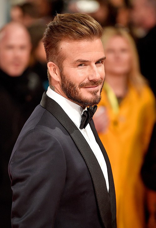 David Beckham đang có mặt tại Việt Nam, dạo phố đi bộ và thoải mái chụp ảnh cùng người hâm mộ - Ảnh 3.