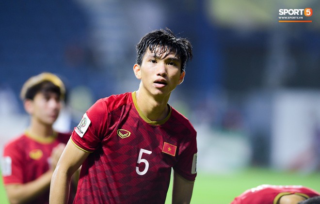 asian cup 2019 - Tuyển Việt Nam dự Asian Cup 2019 được định giá 45 tỷ đồng, sốc với trường hợp Văn Hậu - photo asian cup 2019 - photo 4 15541000775191457989393 - Tuyển Việt Nam dự Asian Cup 2019 được định giá 45 tỷ đồng, sốc với trường hợp Văn Hậu