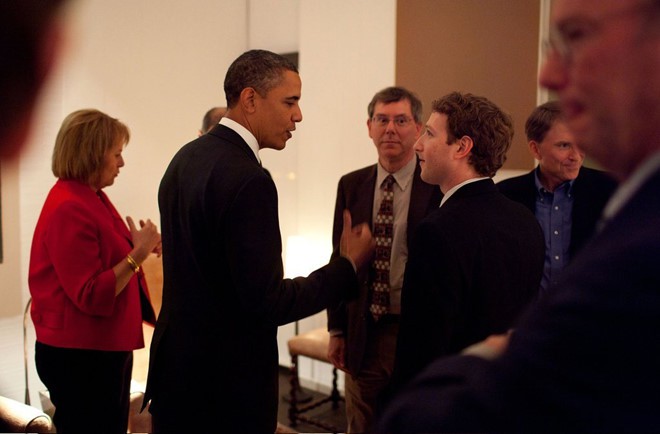 mark zuckerberg, facebook - Mark Zuckerberg: Ông hoàng Do Thái mù màu sáng lập nên mạng xã hội Facebook - photo mark zuckerberg, facebook - photo 1 1554881550380264658269 - Mark Zuckerberg: Ông hoàng Do Thái mù màu sáng lập nên mạng xã hội Facebook