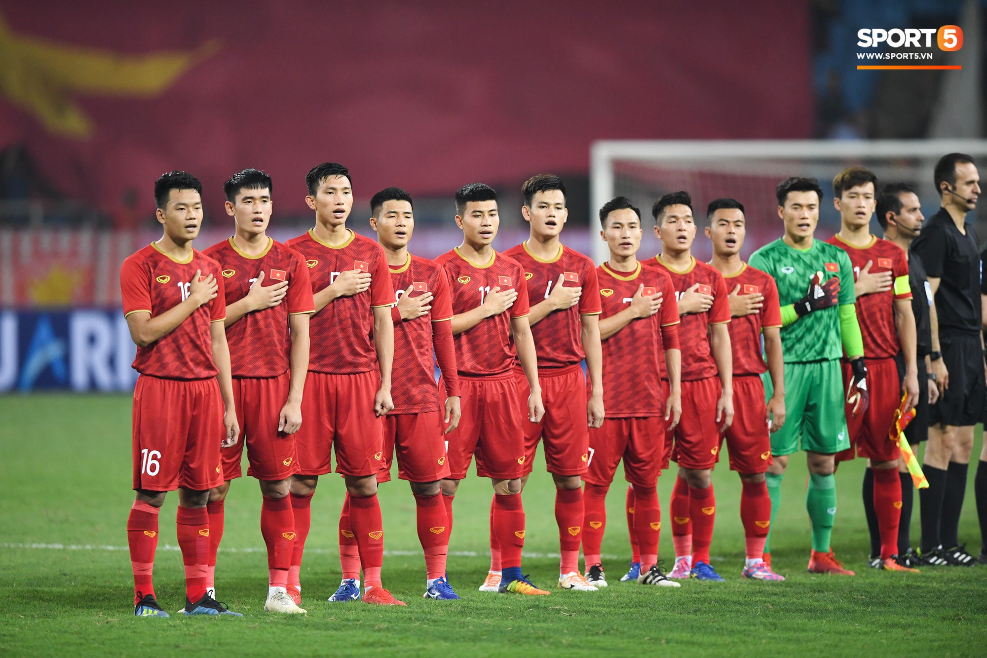 sea games 2019 - Fan tỏ ra thích thú khi U22 Việt Nam thuộc “nhóm vô hại” ở SEA Games 2019 - photo sea games 2019 - photo 1 15555578496141324269358 - Fan tỏ ra thích thú khi U22 Việt Nam thuộc “nhóm vô hại” ở SEA Games 2019
