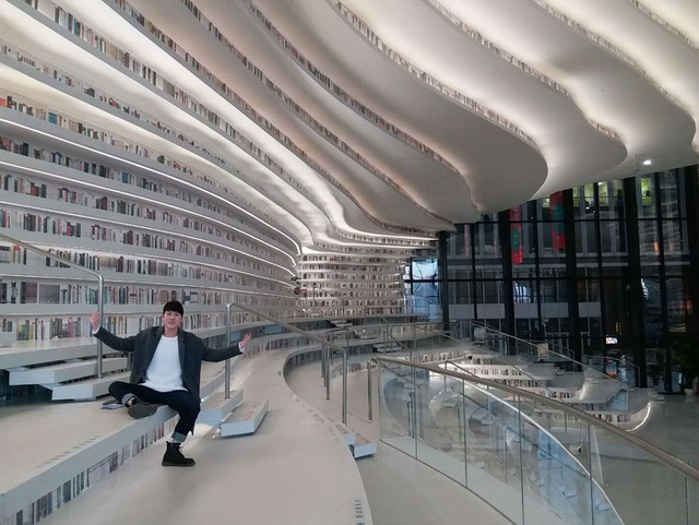 Choáng ngợp với vẻ đẹp của thư viện quốc dân lớn nhất Trung Quốc: Hoành tráng đến mức nhìn không thua gì phim trường! - Ảnh 14.
