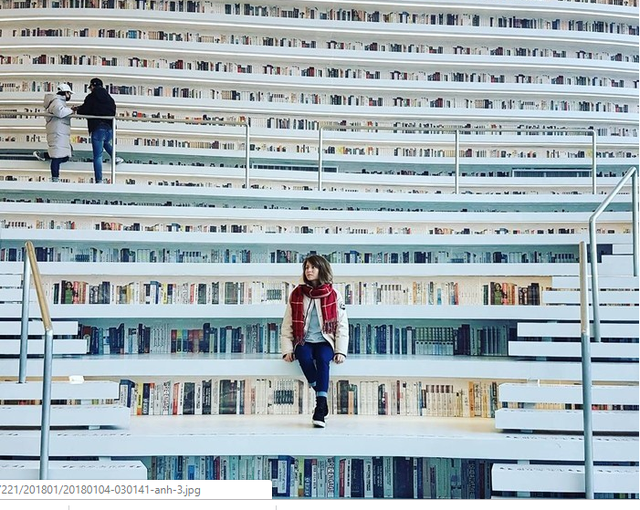 Choáng ngợp với vẻ đẹp của thư viện quốc dân lớn nhất Trung Quốc: Hoành tráng đến mức nhìn không thua gì phim trường! - Ảnh 4.