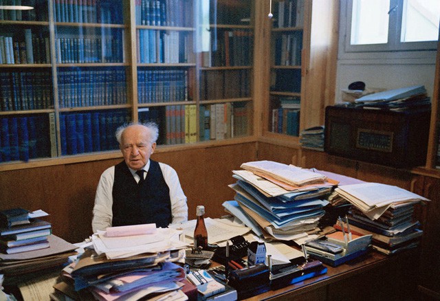 Chân dung David Ben Gurion: Từ nhân viên bảo vệ đến người cha già khai sinh ra đất nước Israel - Ảnh 6.