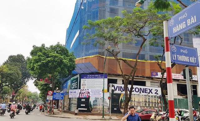  Cận cảnh khu chung cư cải tạo 40 tỷ một căn ở Hà Nội gây choáng  - Ảnh 1.