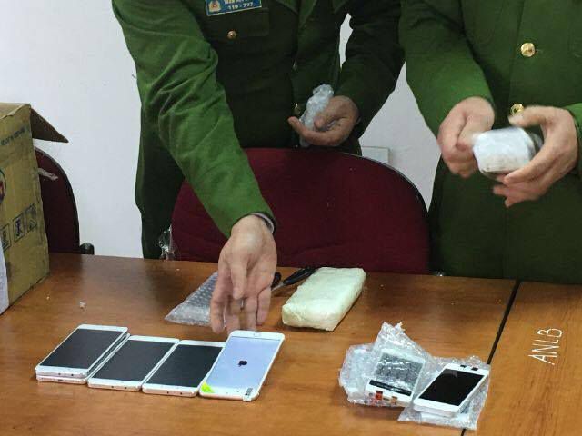 Phi vụ buôn lậu khủng: 2.500 smartphone từ Trung Quốc vào Việt Nam - Ảnh 6.