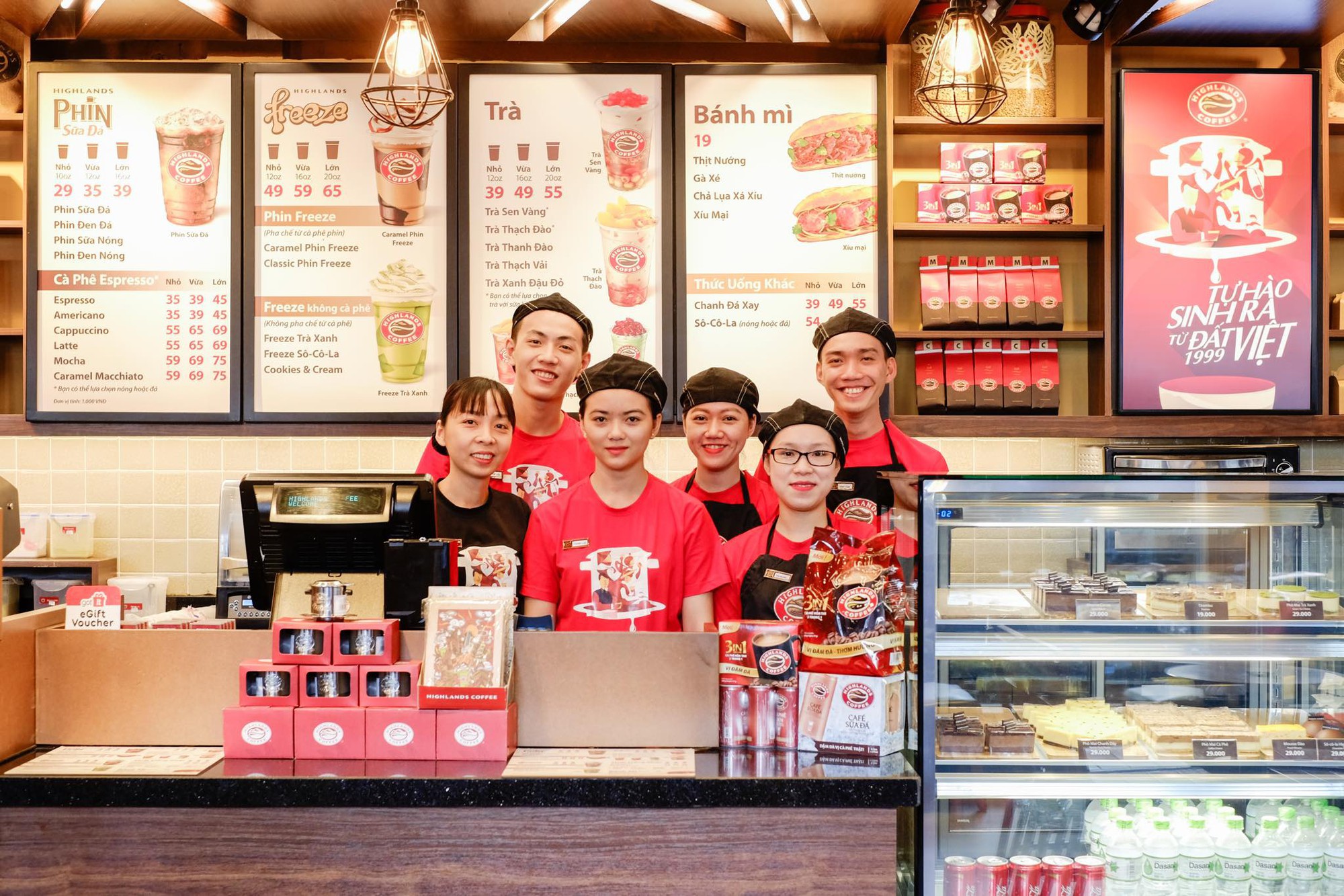 highlands coffee - Gia nhập công cuộc less plastic trễ nhất trong các thương hiệu, Highlands vẫn gây tranh cãi vì giải pháp chưa thực sự thoả đáng! - photo highlands coffee - photo 8 15585816208671424931147 - Gia nhập công cuộc less plastic trễ nhất trong các thương hiệu, Highlands vẫn gây tranh cãi vì giải pháp chưa thực sự thoả đáng!