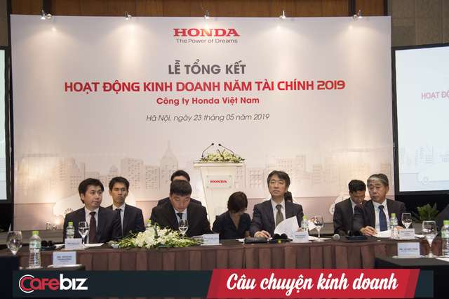 Chiếm gần 80% thị phần xe máy tại Việt Nam, Honda đáp lại ra sao khi được hỏi Có xem VinFast là đối thủ cạnh tranh lớn trong tương lai? - Ảnh 1. Chiếm gần 80% thị phần xe máy tại Việt Nam, Honda đáp lại ra sao khi được hỏi Có xem VinFast là đối thủ cạnh tranh lớn trong tương lai? - Ảnh 1.