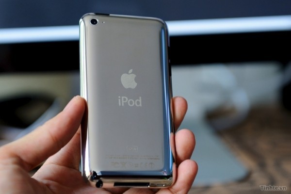 iPod Touch hồi sinh: Tuổi thơ dữ dội của riêng 9x mà giới trẻ 10x sẽ không bao giờ cảm được hết - Ảnh 2. iPod Touch hồi sinh: Tuổi thơ dữ dội của riêng 9x mà giới trẻ 10x sẽ không bao giờ cảm được hết - Ảnh 2.