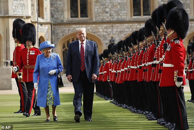 Tổng thống Trump bất ngờ đưa ra lời nhận xét về Meghan Markle chỉ gói gọn trong 1 từ khiến nàng dâu này cũng đủ ngượng chín mặt - Ảnh 1. Tổng thống Trump bất ngờ đưa ra lời nhận xét về Meghan Markle chỉ gói gọn trong 1 từ khiến nàng dâu này cũng đủ ngượng chín mặt - Ảnh 1.
