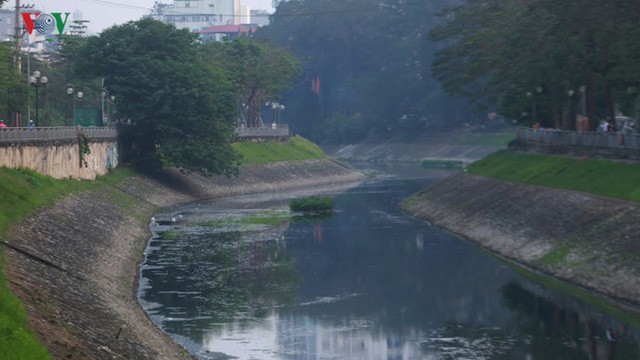  Nước sông Tô Lịch thay đổi ra sao khi sử dụng “thần dược” Nhật Bản?  - Ảnh 7.