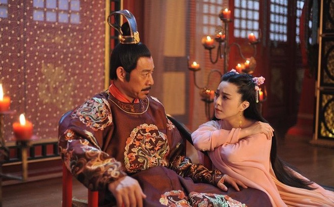 Biết họ V&otilde; sẽ so&aacute;n ng&ocirc;i, L&yacute; Thế D&acirc;n vẫn kh&ocirc;ng d&aacute;m động tới V&otilde; Tắc Thi&ecirc;n v&igrave;  1 lời ti&ecirc;n tri?