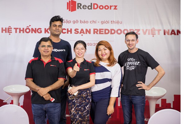 Kỳ lân Ấn Độ OYO đang âm thầm xâm nhập Việt Nam, quyết chiến với RedDooz ở thị trường đặt phòng khách sạn giá rẻ đầy màu mỡ - Ảnh 1.