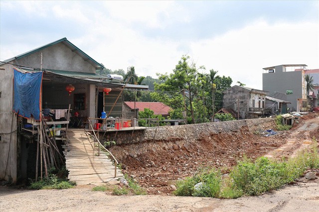 Hà Nội: 8 năm thi công không xong một tuyến đường dài 2,3km - Ảnh 3.