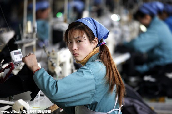 Bắc Kinh (Trung Quốc) cấm doanh nghiệp viện cớ để ít tuyển lao động nữ - Ảnh 1.