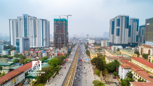  Sau 11 năm xây dựng, hình hài toàn tuyến metro đầu tiên của Việt Nam tại Hà Nội hiện nay như thế nào?  - Ảnh 13.